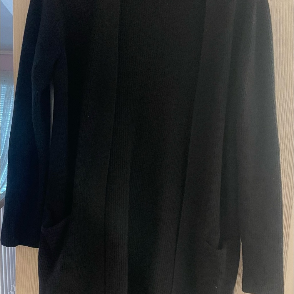 Old Navy Black Ribbed Knit Cardigan Sweater with Pockets
